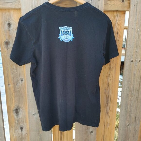 OFFICIAL POKEMON Go! Fest 2022 T-shirt Men's Medium Pokeball - Picture 4 of 5